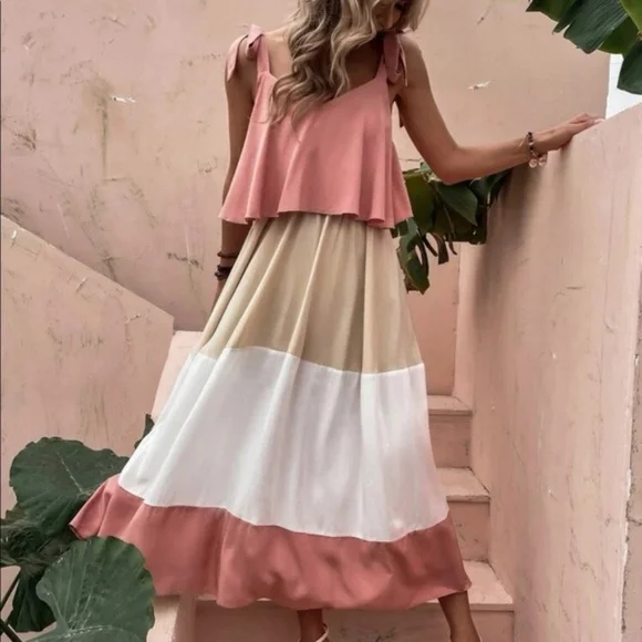 Bohemian Color Block Maxi Dress - Picture 4 of 12